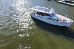 2019 Greenline 33 Hybrid - Great Loop Edition for sale - photo 7