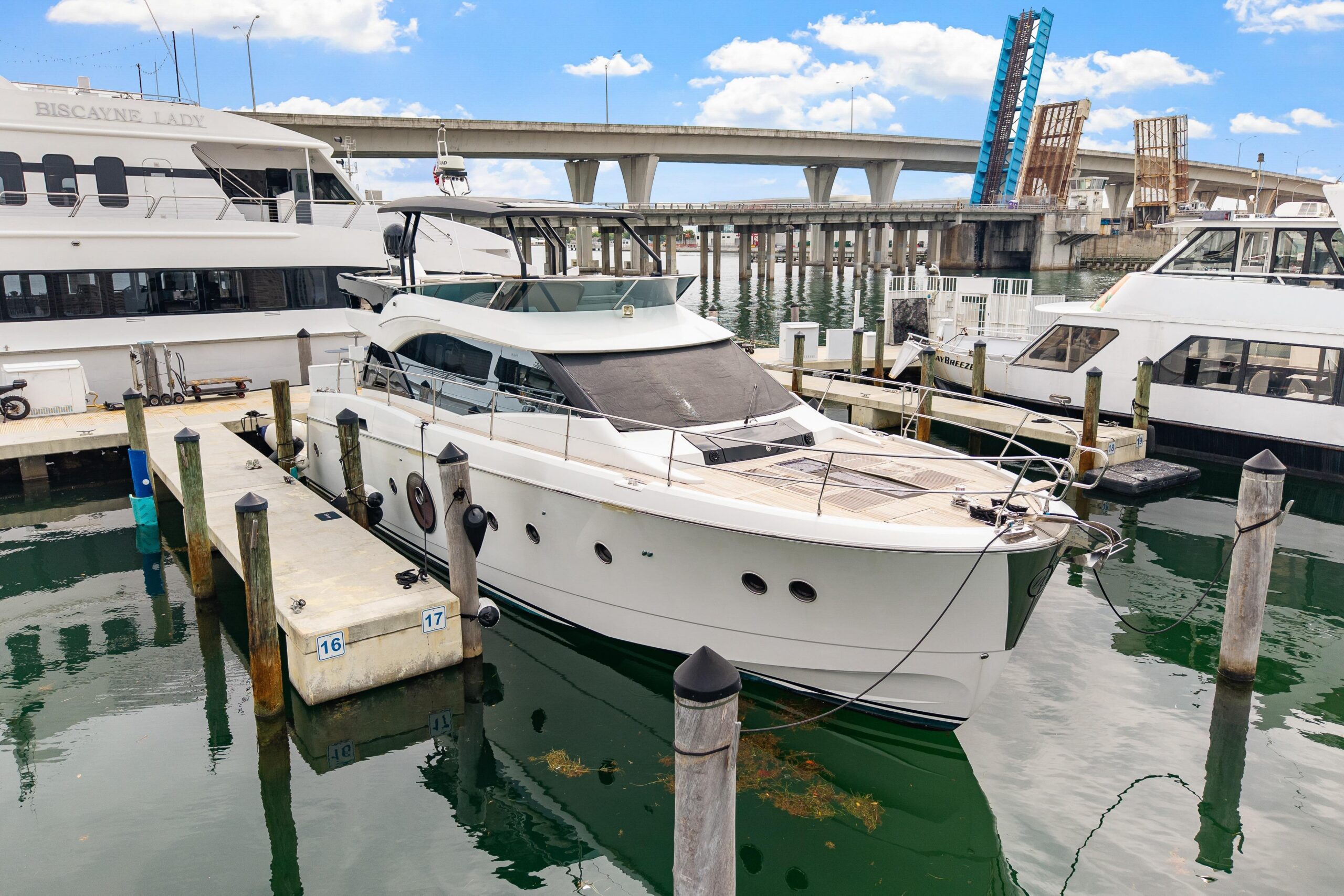 2019 Monte Carlo MC6 for sale
