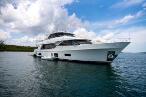 2019 Ocean Alexander 100 Motoryacht for sale - photo 3