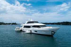 2019 Ocean Alexander 100 Motoryacht for sale - photo 4