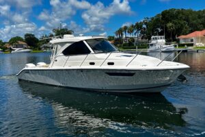2019 Pursuit OS 325 Offshore for sale - photo 2