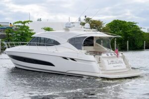 2019 Riviera 5400 Sport Yacht for sale - photo 6