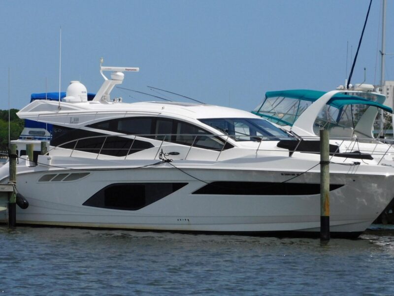 2019 Sea Ray L550