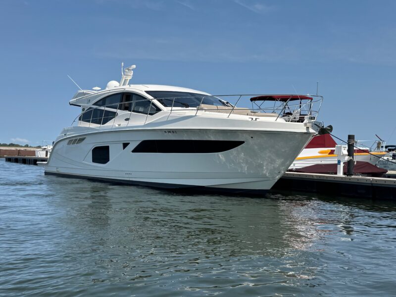 2019 Sea Ray L550