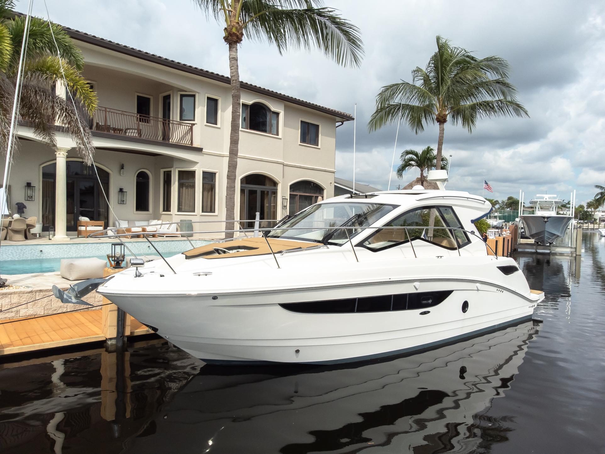 2019 Sea Ray Sundancer 350 Coupe for sale