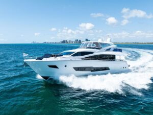 2019 Sunseeker 86 Yacht for sale