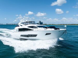 2019 Sunseeker 86 Yacht for sale - photo 3