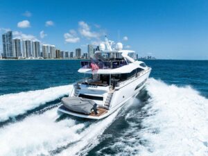 2019 Sunseeker 86 Yacht for sale - photo 4