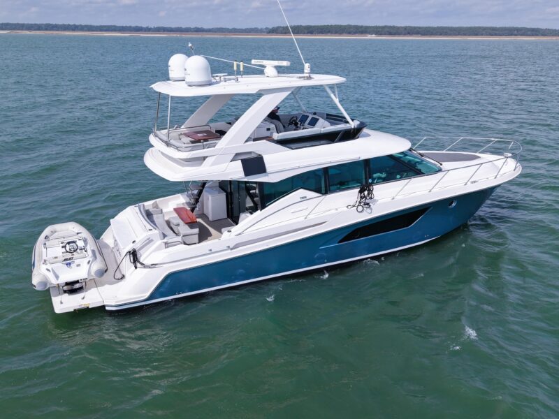 2019 Tiara Yachts F53 Flybridge