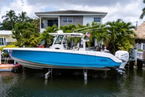 2020 Boston Whaler 330 Outrage for sale - photo 3