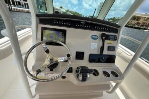 2020 Boston Whaler 330 Outrage for sale - photo 5