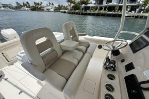 2020 Boston Whaler 330 Outrage for sale - photo 6