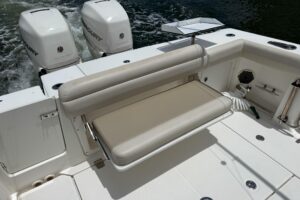2020 Boston Whaler 330 Outrage for sale - photo 7