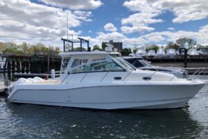 2020 Boston Whaler 345 Conquest for sale - photo 6