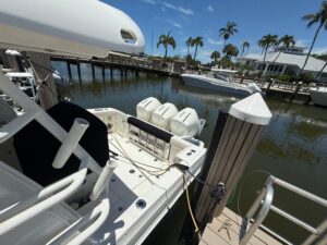 2020 Boston Whaler 350 Realm for sale - photo 4
