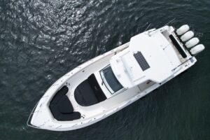 2020 Boston Whaler 420 Outrage for sale - photo 4