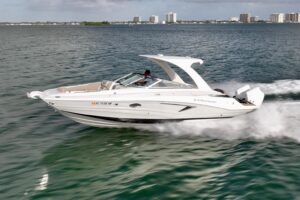 2020 Crownline Eclipse E305 XS for sale