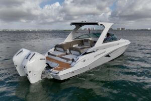 2020 Crownline Eclipse E305 XS for sale - photo 7