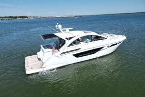 2020 Cruisers Yachts 50 Cantius for sale - photo 8