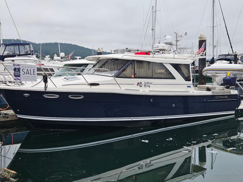 2020 Cutwater C-32 Coupe