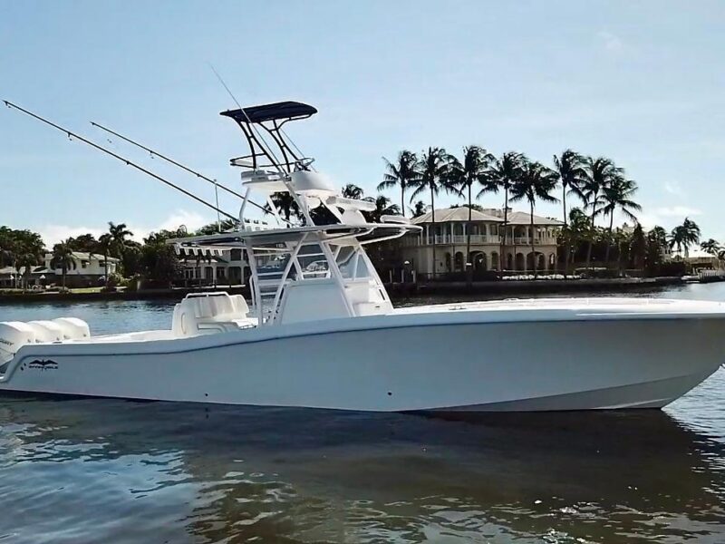 2020 Invincible 39 Open Fisherman