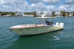 2020 Mag Bay 33 CC for sale