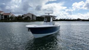 2020 Regulator 31 Center Console for sale - photo 2