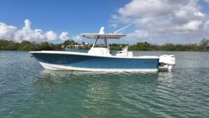 2020 Regulator 31 Center Console for sale - photo 3