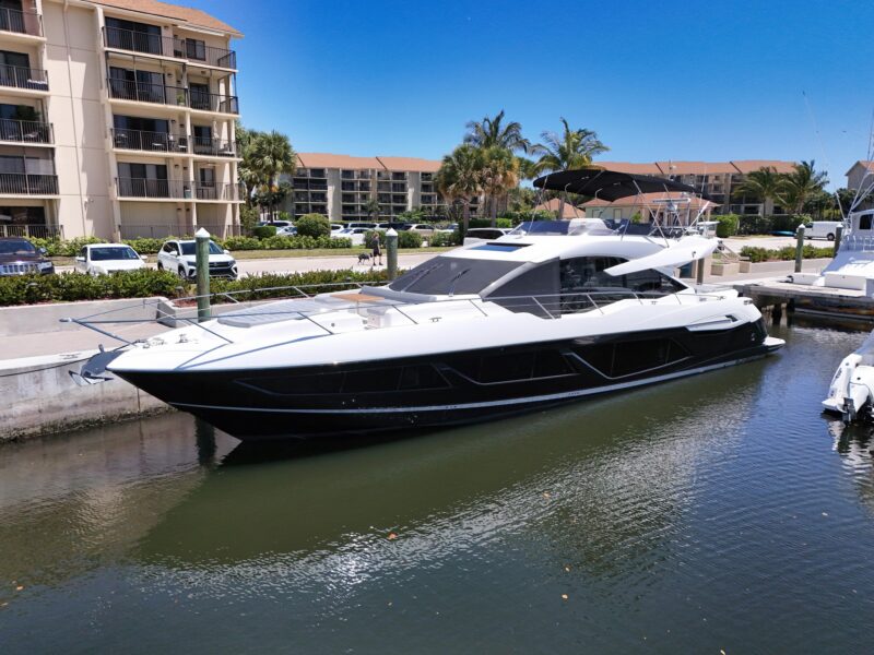 2020 Sunseeker 74 Sport Yacht