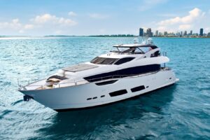 2020 Sunseeker 95 Yacht for sale - photo 4
