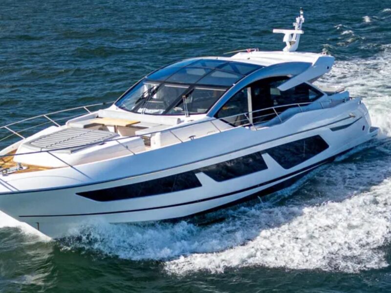 2020 Sunseeker Predator 74