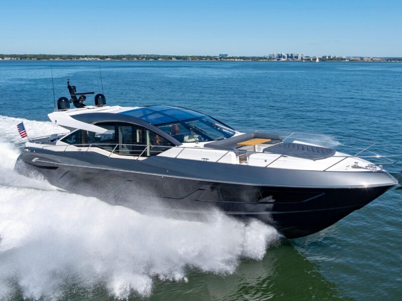 2020 Sunseeker Predator 74