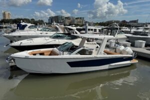 2021 Aviara AV32 OB for sale