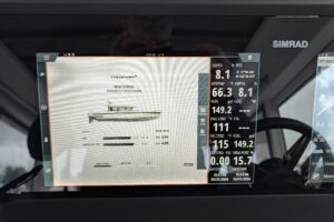 2021 Axopar 37 XC Cross Cabin for sale - photo 2