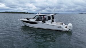 2021 Boston Whaler 405 Conquest for sale - photo 4