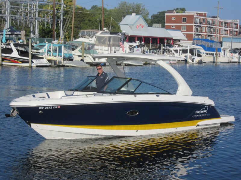 2021 Chaparral 307 SSX