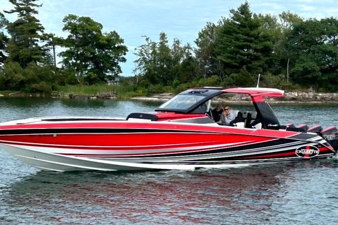 2021 Cigarette 41′ Nighthawk