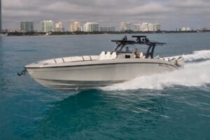 2021 Midnight Express 43 Open for sale - photo 3