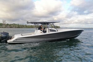 2021 Nor-Tech 390 Sport Center Console for sale - photo 2