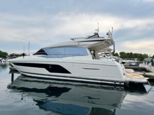 2021 Prestige 590 for sale - photo 2