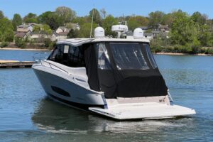 2021 Regal 36 Grande Coupe for sale - photo 3