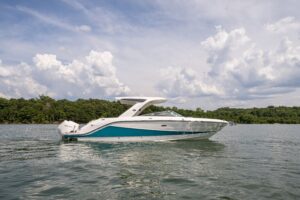 2021 Sea Ray SLX 310 Outboard for sale - photo 2