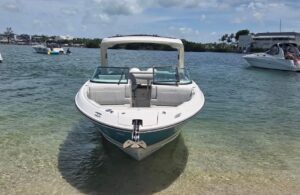 2021 Sea Ray SLX 310 Outboard