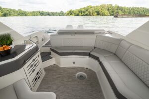 2021 Sea Ray SLX 310 Outboard for sale - photo 7