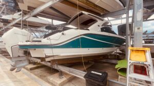 2021 Sea Ray SLX 310 Outboard