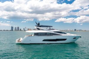 2021 Sunseeker 86 Yacht for sale