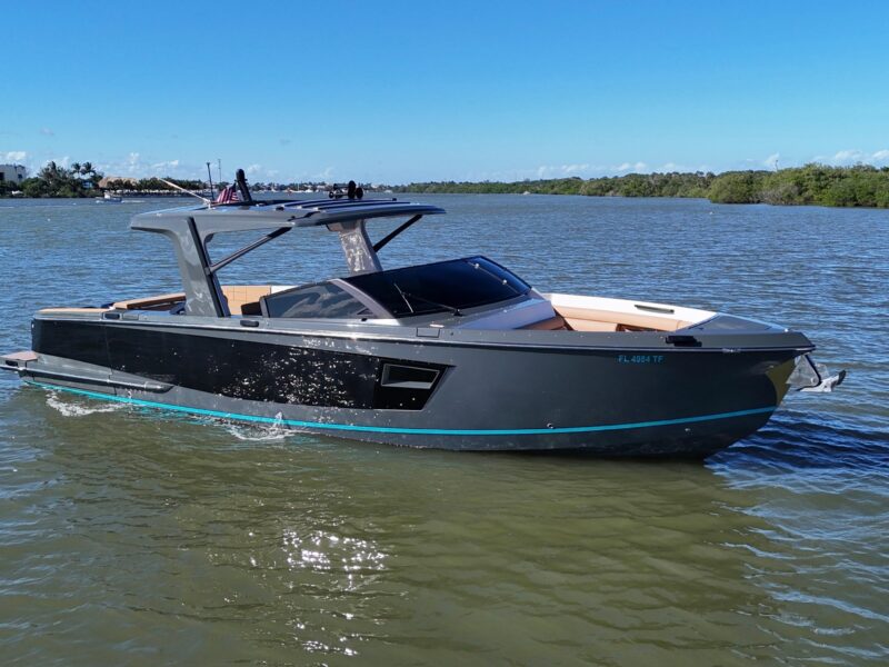 2022 Aviara AV40 OB
