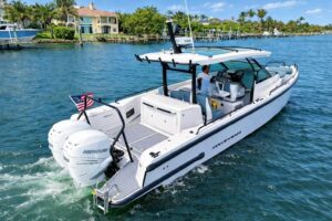 2022 Axopar 37 Sun-Top for sale - photo 2