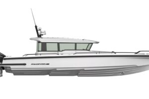 Axopar 37 XC Cross Cabin bow with integrated seating and windscreen viewed from starboard side.