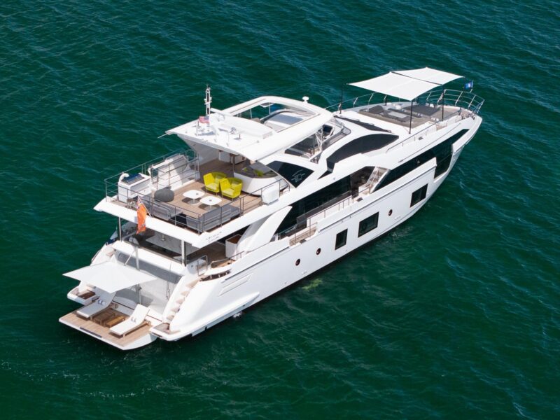 2022 Azimut Grande 27M